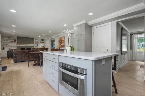 1801 Carver Lane Hudson OH 44236