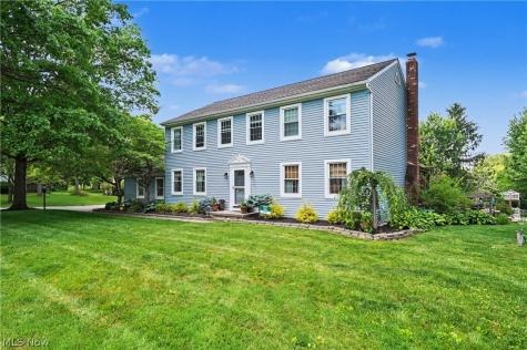 1801 Carver Lane Hudson OH 44236