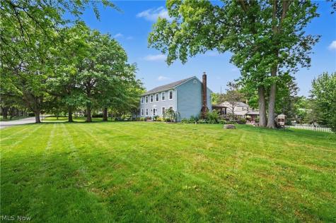 1801 Carver Lane Hudson OH 44236