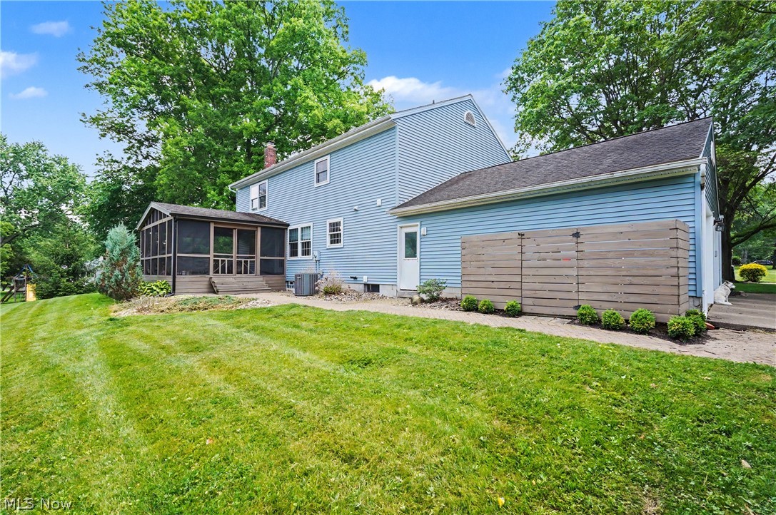 1801 Carver Lane Hudson OH 44236