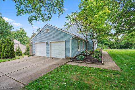 1801 Carver Lane Hudson OH 44236