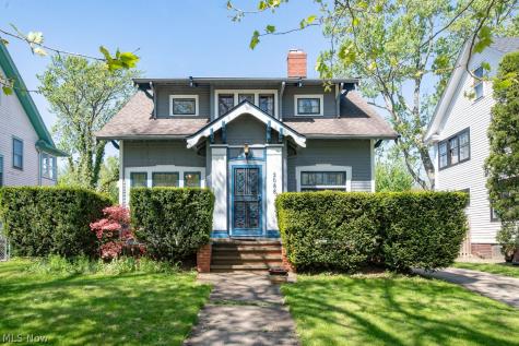 2088 West Boulevard Cleveland OH 44102