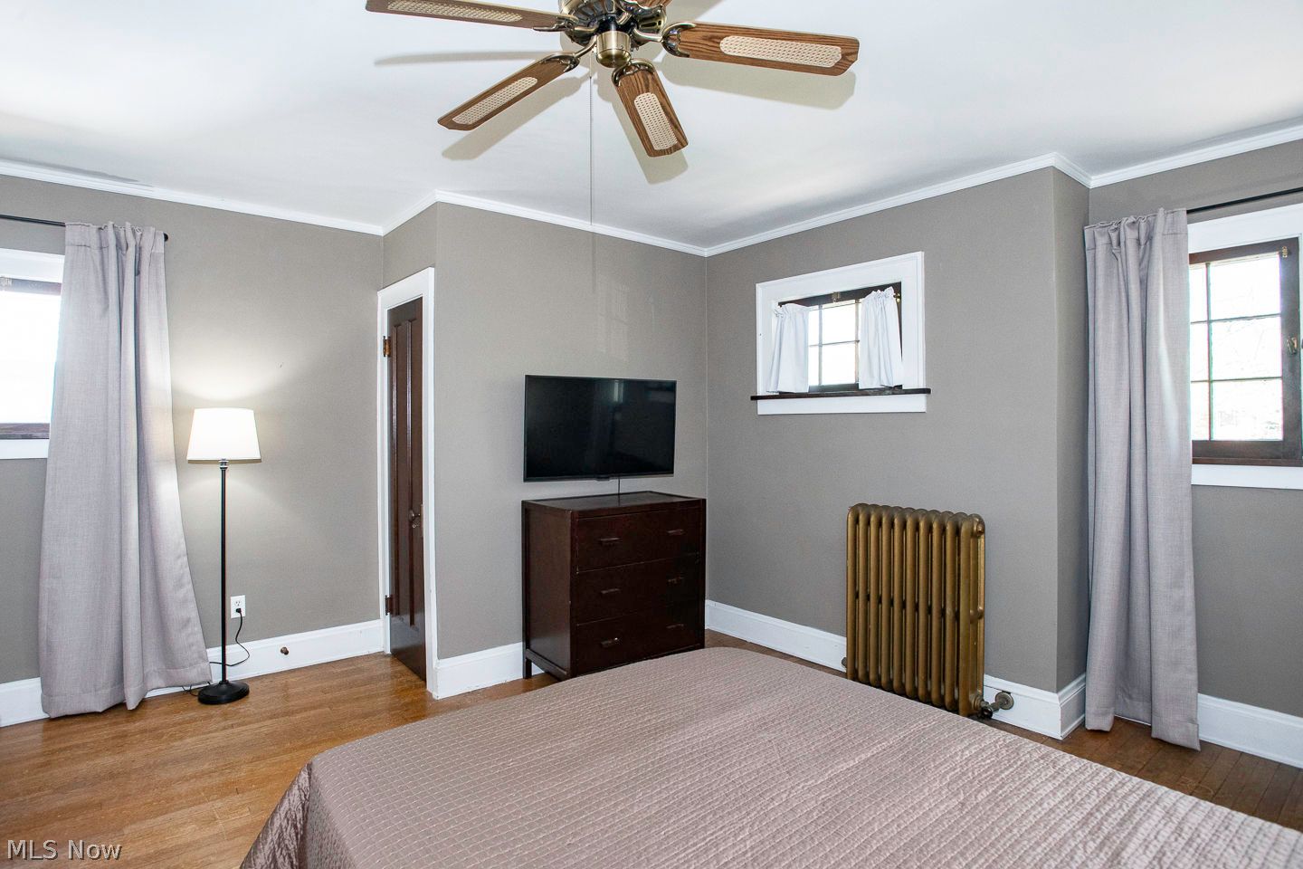 2088 West Boulevard Cleveland OH 44102