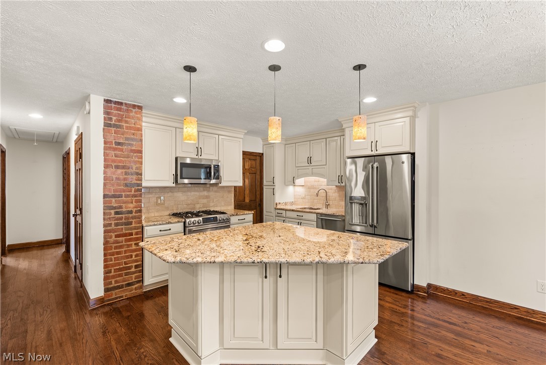 13901 Franklyn Boulevard Brook Park OH 44142