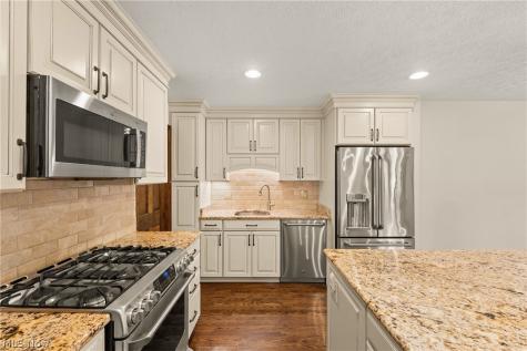 13901 Franklyn Boulevard Brook Park OH 44142