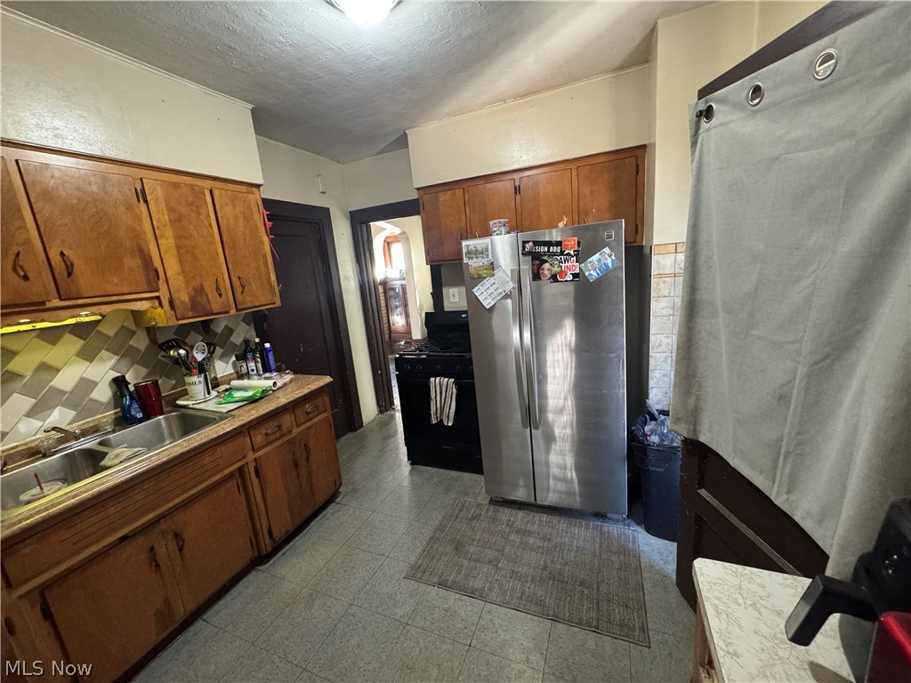 4220 W 23rd Street Cleveland OH 44109