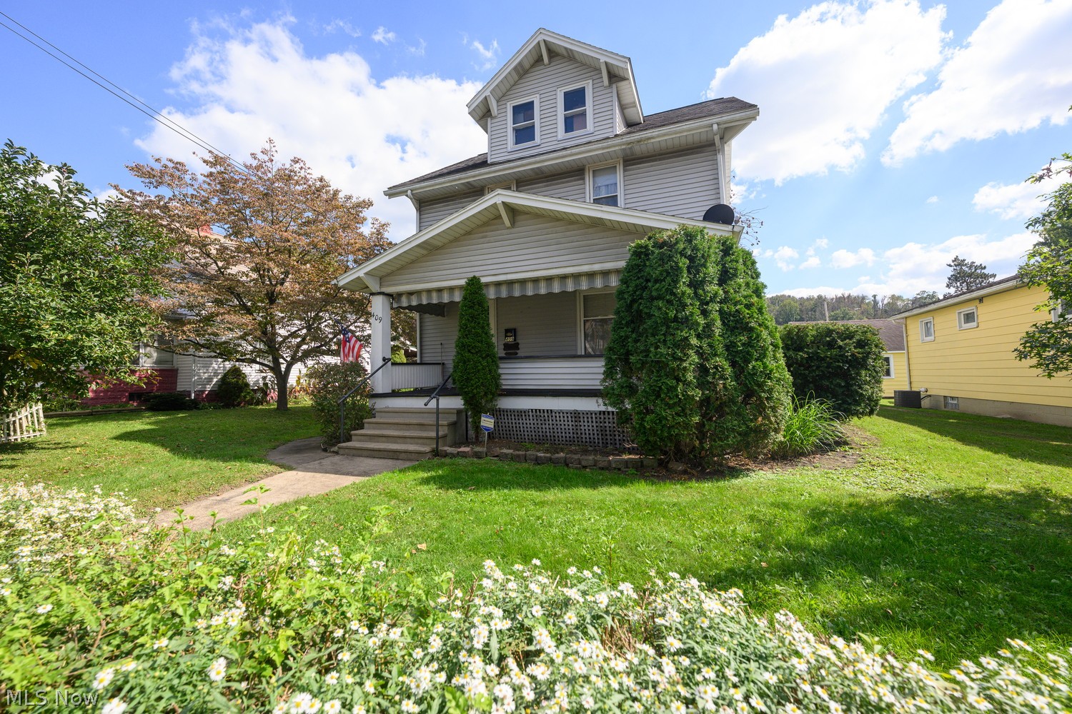 409 Beaver Avenue NE New Philadelphia OH 44663
