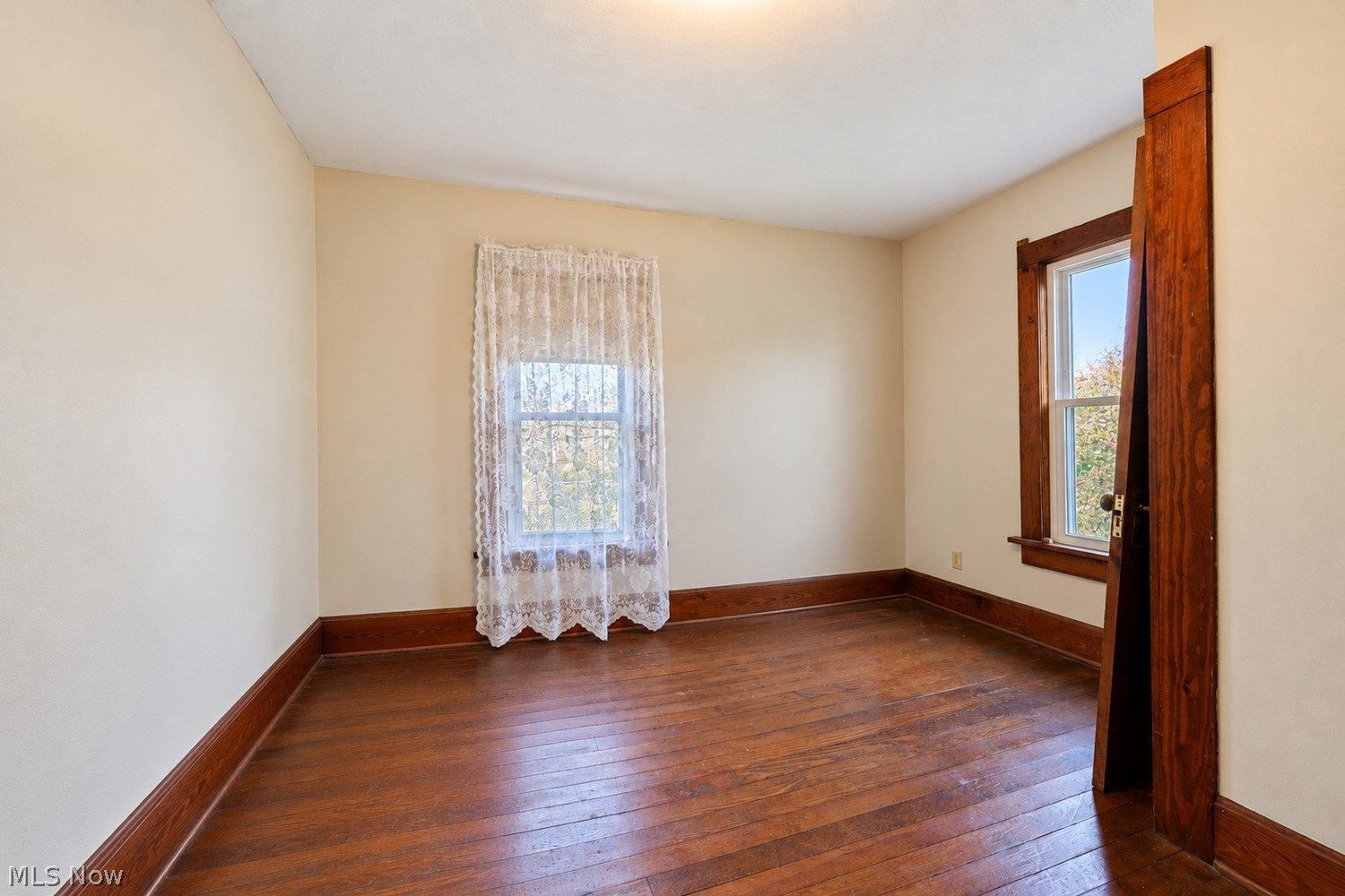409 Beaver Avenue NE New Philadelphia OH 44663