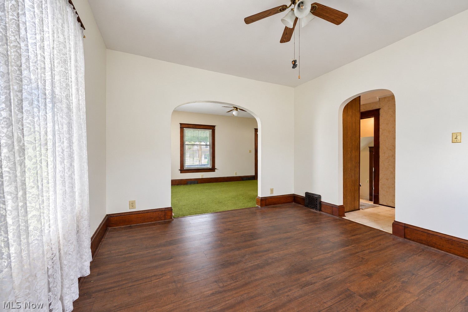 409 Beaver Avenue NE New Philadelphia OH 44663