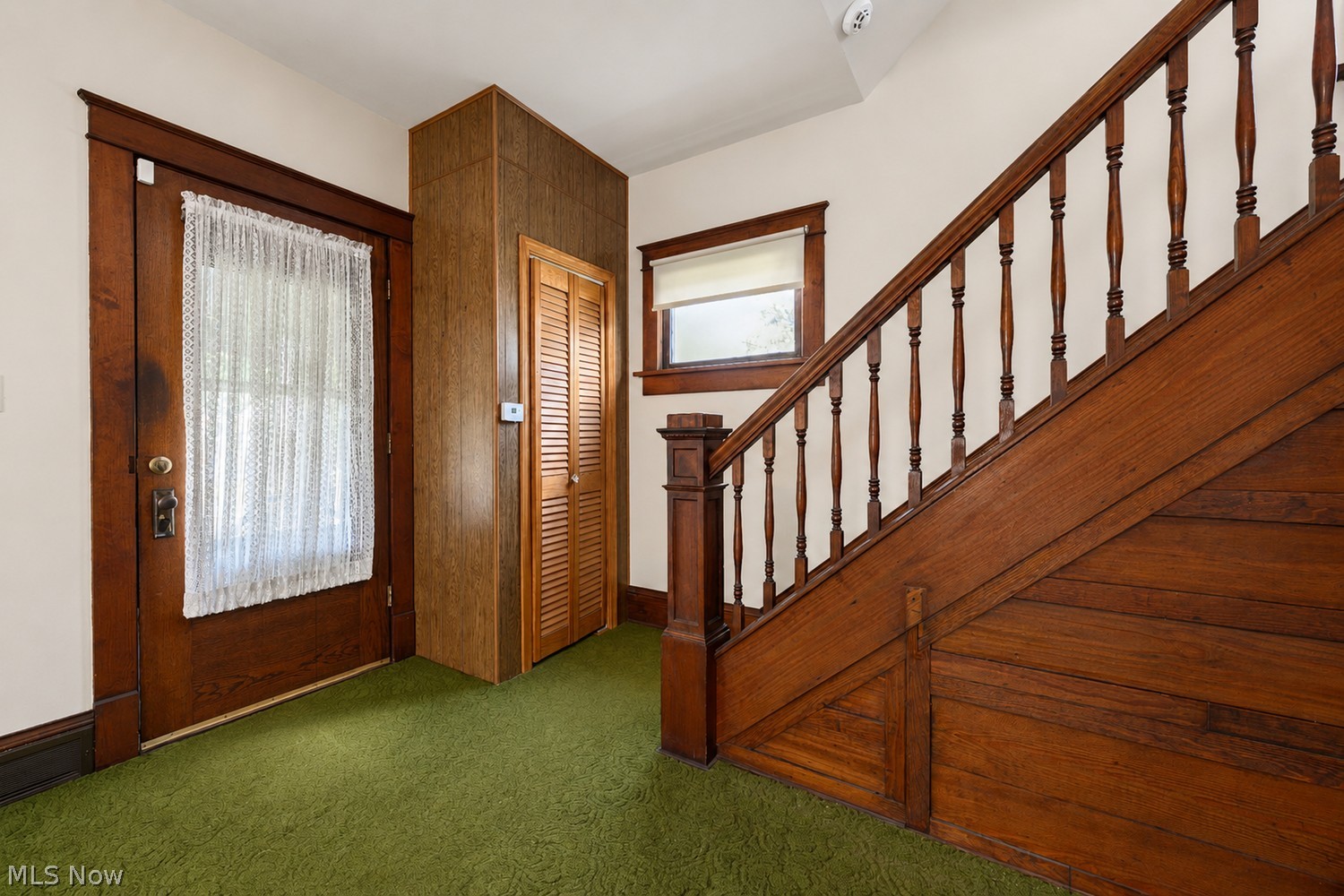 409 Beaver Avenue NE New Philadelphia OH 44663