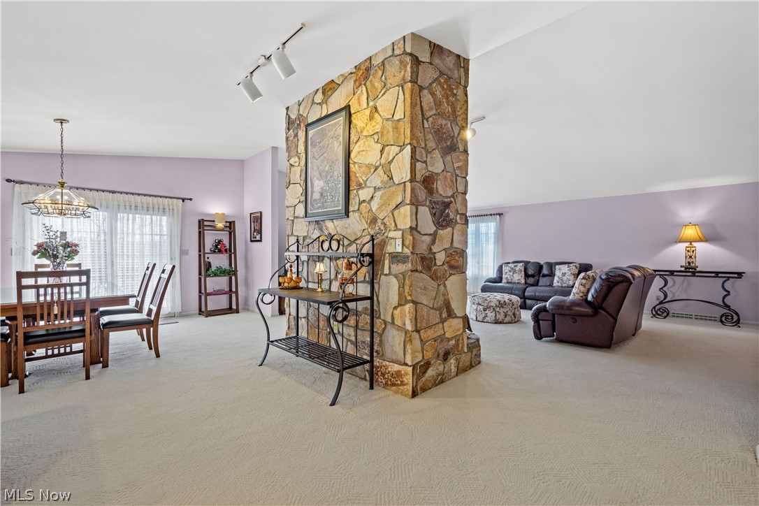 52 Hilda Circle Bloomingdale OH 43910