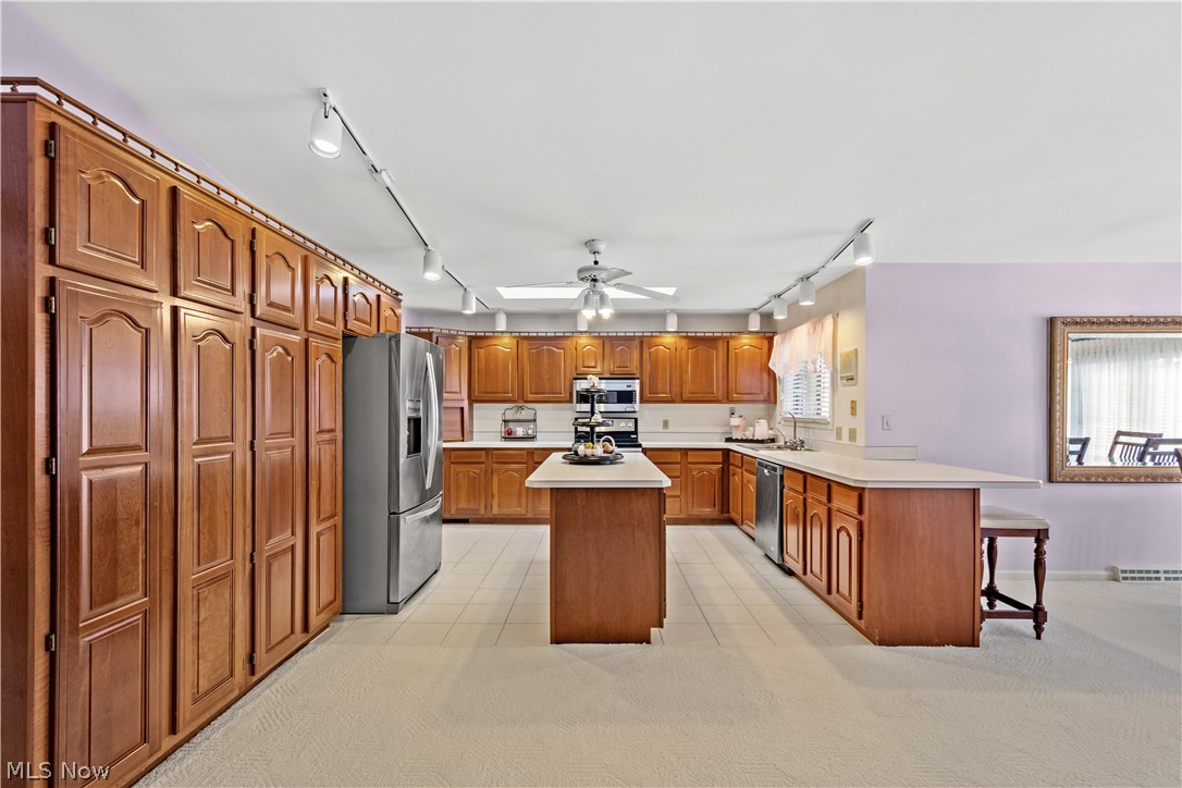 52 Hilda Circle Bloomingdale OH 43910