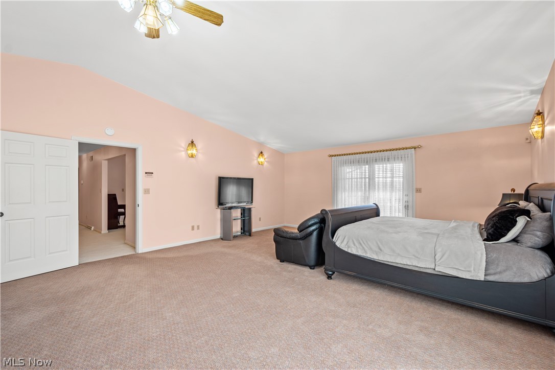 52 Hilda Circle Bloomingdale OH 43910