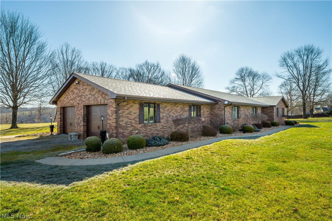 52 Hilda Circle Bloomingdale OH 43910