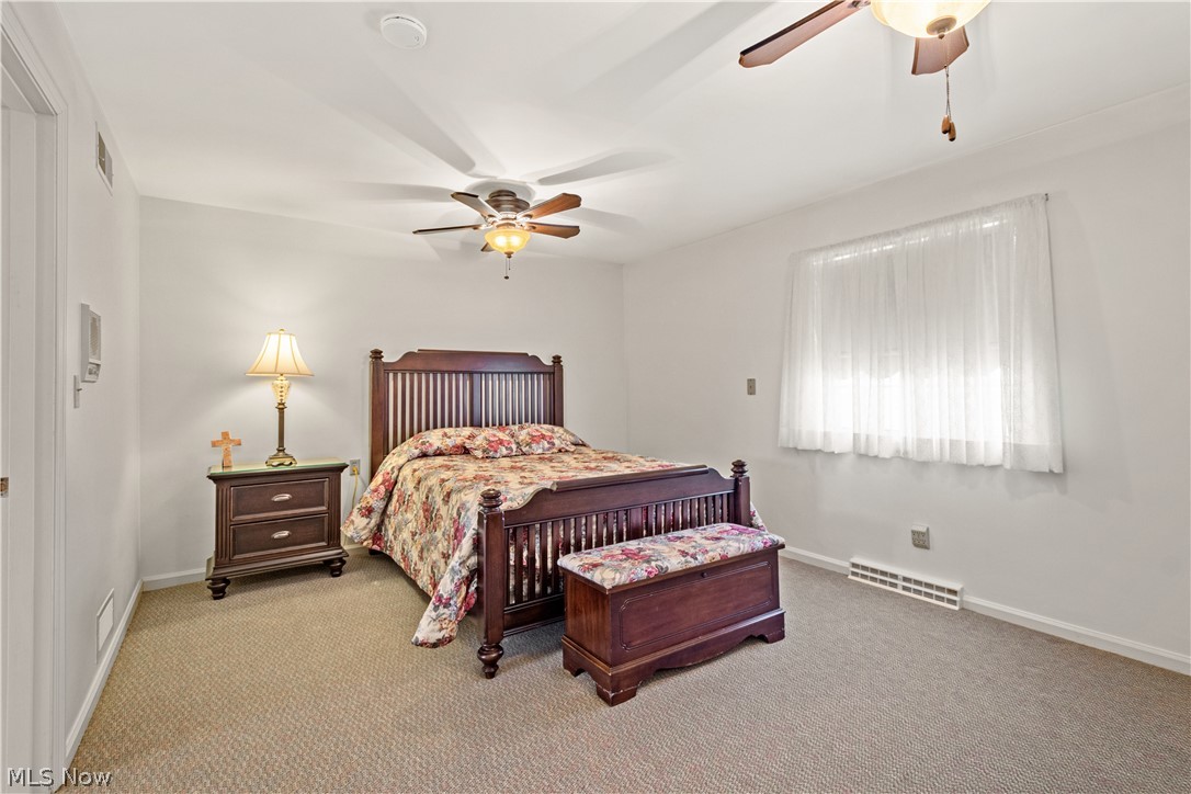52 Hilda Circle Bloomingdale OH 43910