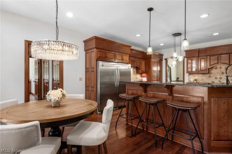 1920 Stockbridge Road Akron OH 44313