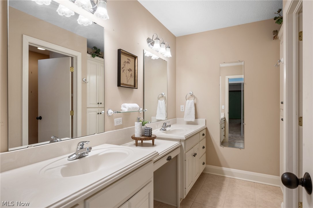 1920 Stockbridge Road Akron OH 44313
