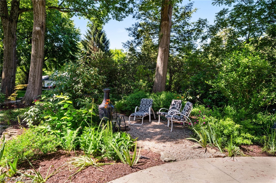 1920 Stockbridge Road Akron OH 44313