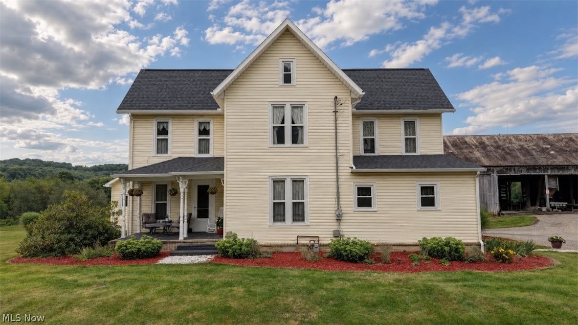 1031 Stonecreek Road SW New Philadelphia OH 44663