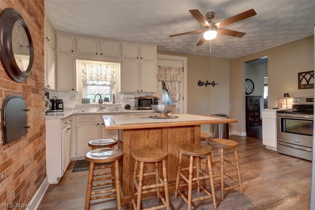 1031 Stonecreek Road SW New Philadelphia OH 44663