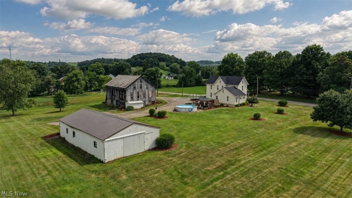 1031 Stonecreek Road SW New Philadelphia OH 44663