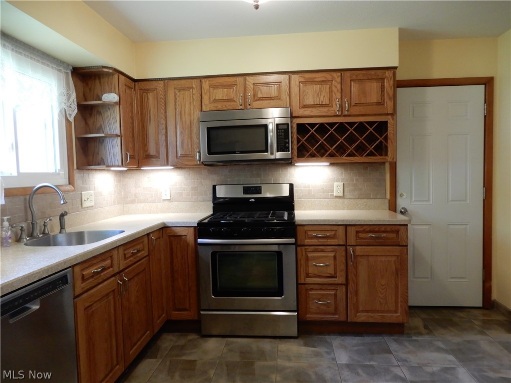 3188 Spencer Drive Geneva OH 44041