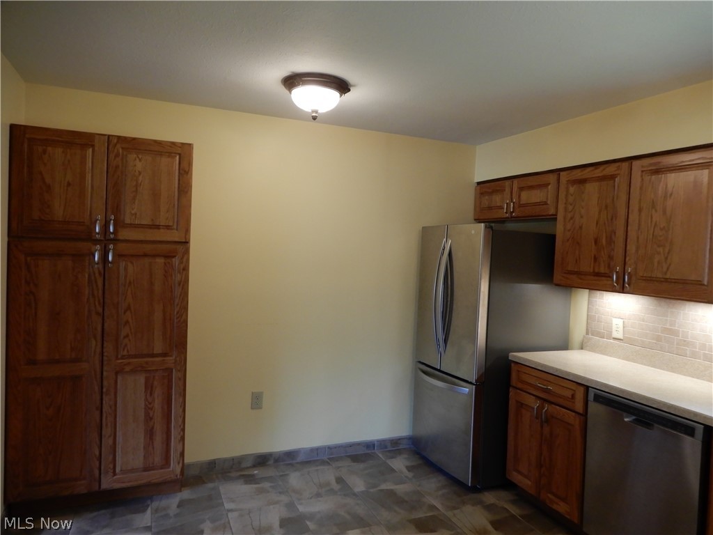 3188 Spencer Drive Geneva OH 44041
