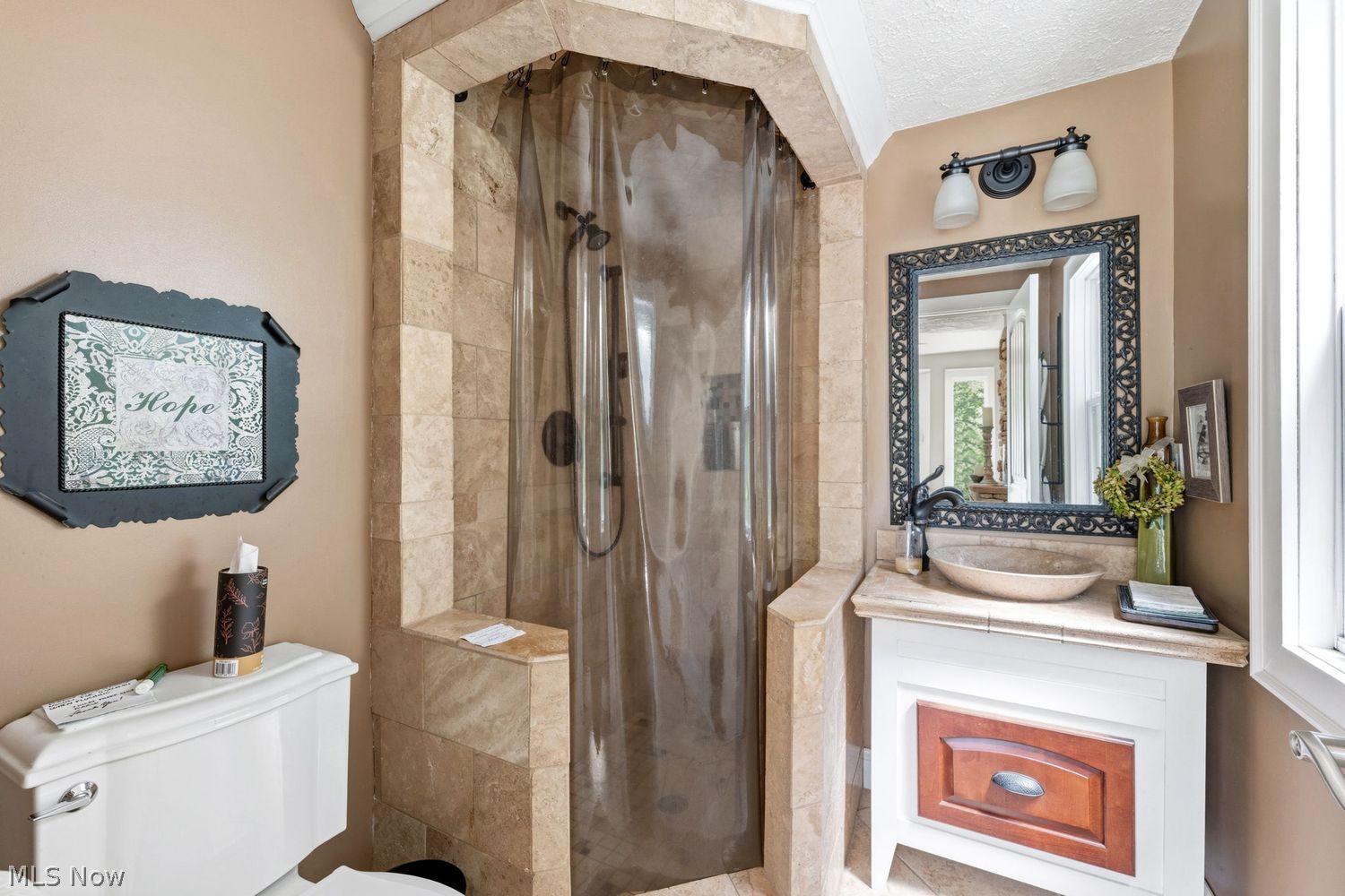 7399 Pettibone Road Chagrin Falls OH 44023