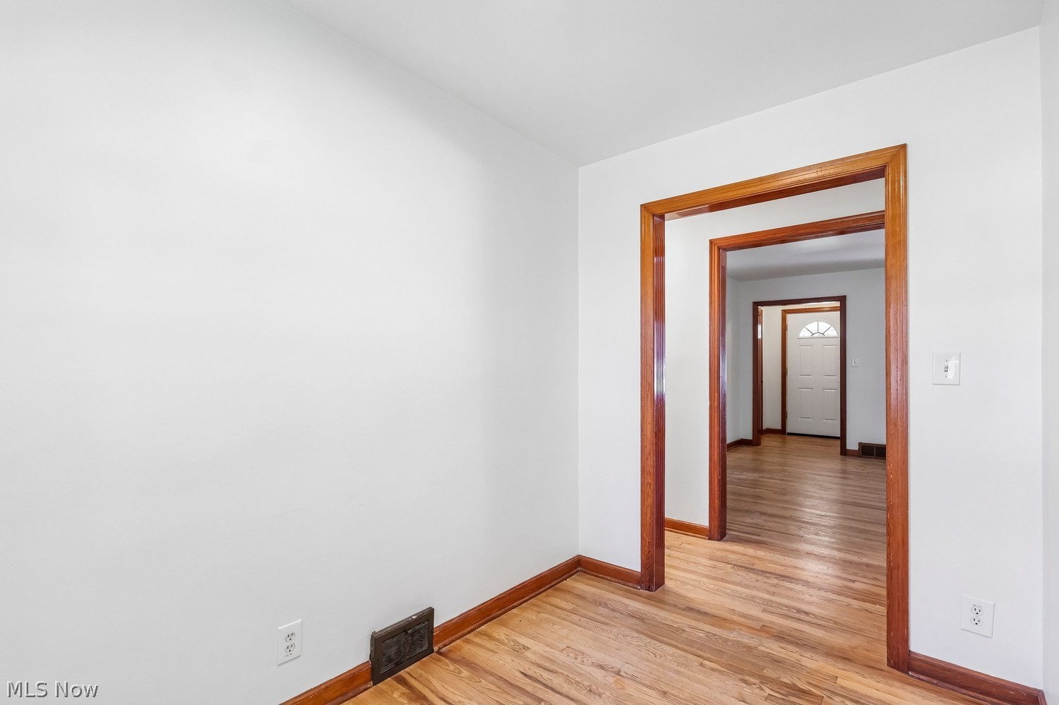 360 Belvedere Avenue NE Warren OH 44483