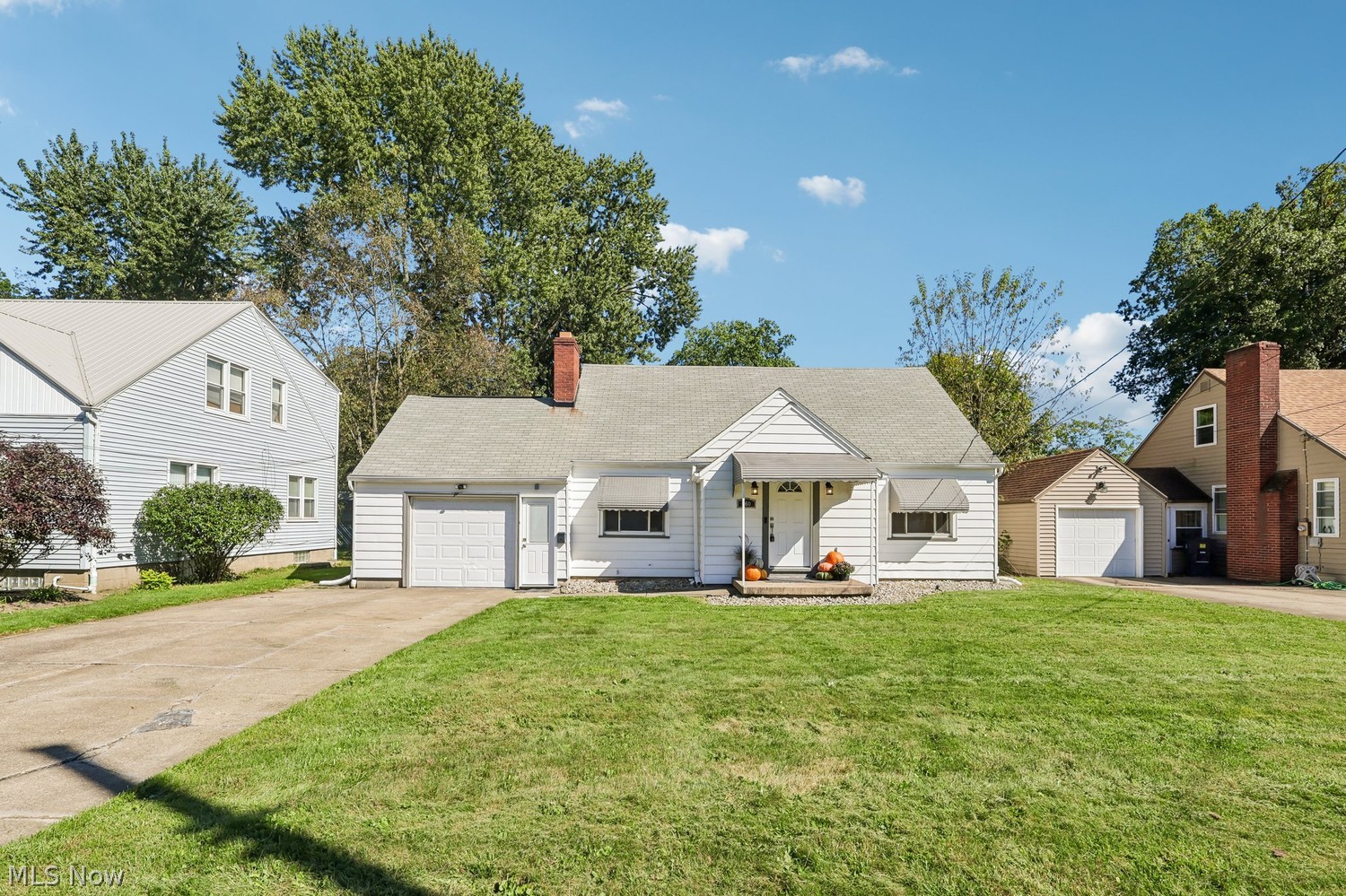 360 Belvedere Avenue NE Warren OH 44483