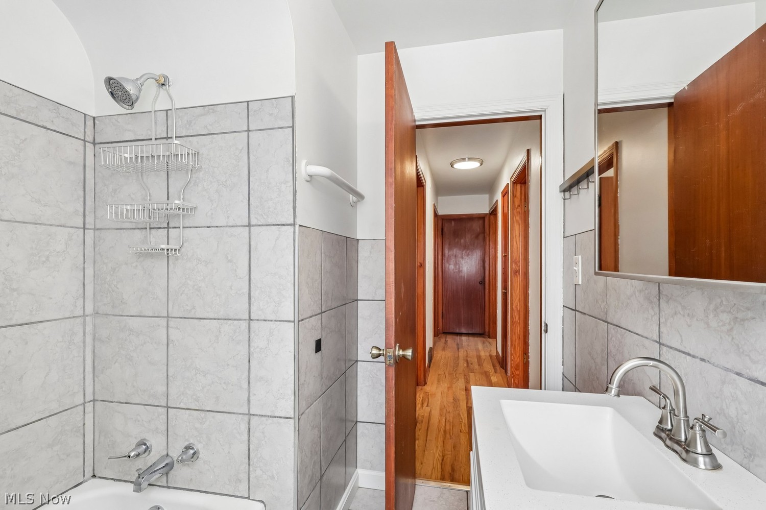 360 Belvedere Avenue NE Warren OH 44483