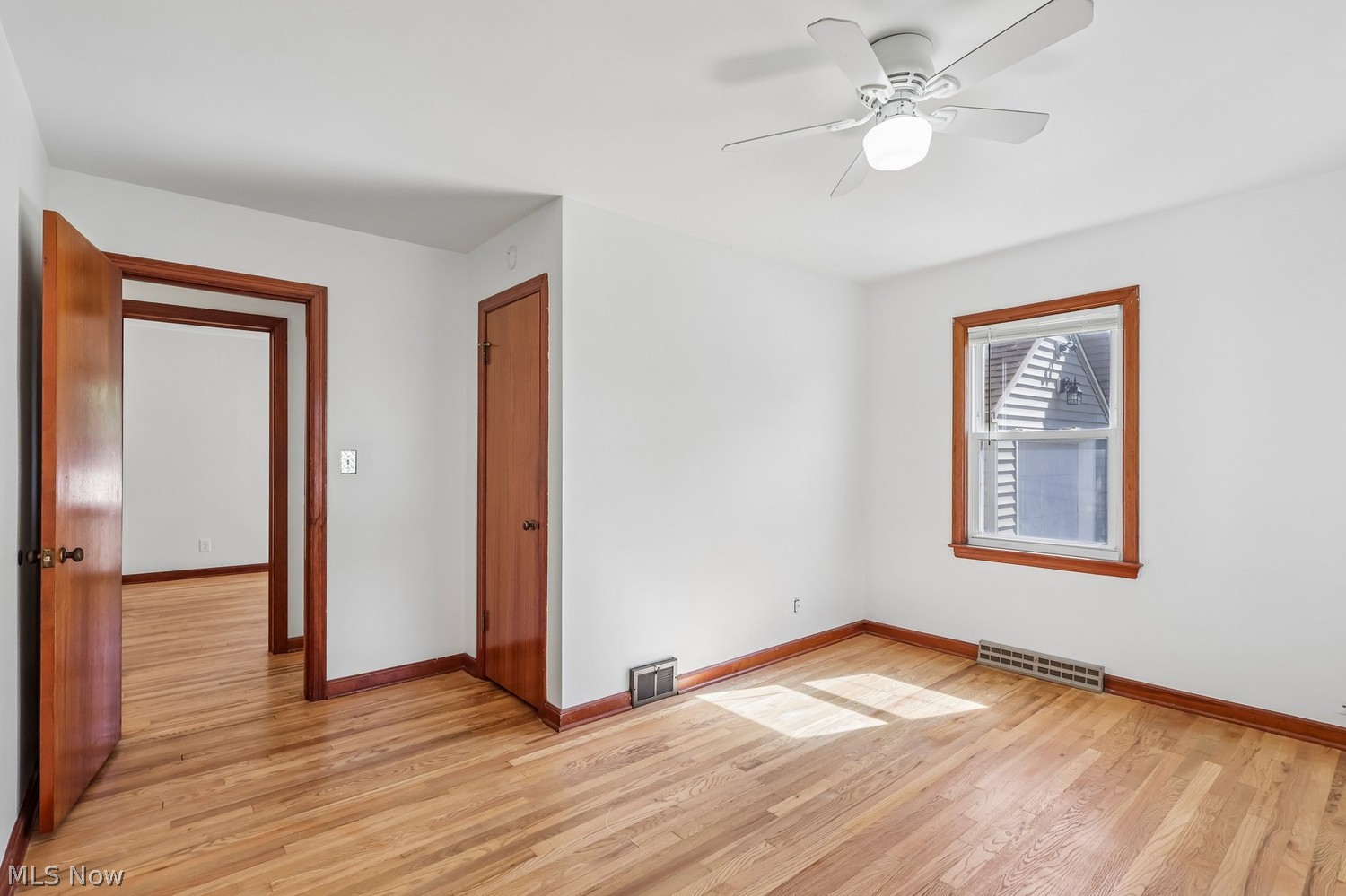 360 Belvedere Avenue NE Warren OH 44483