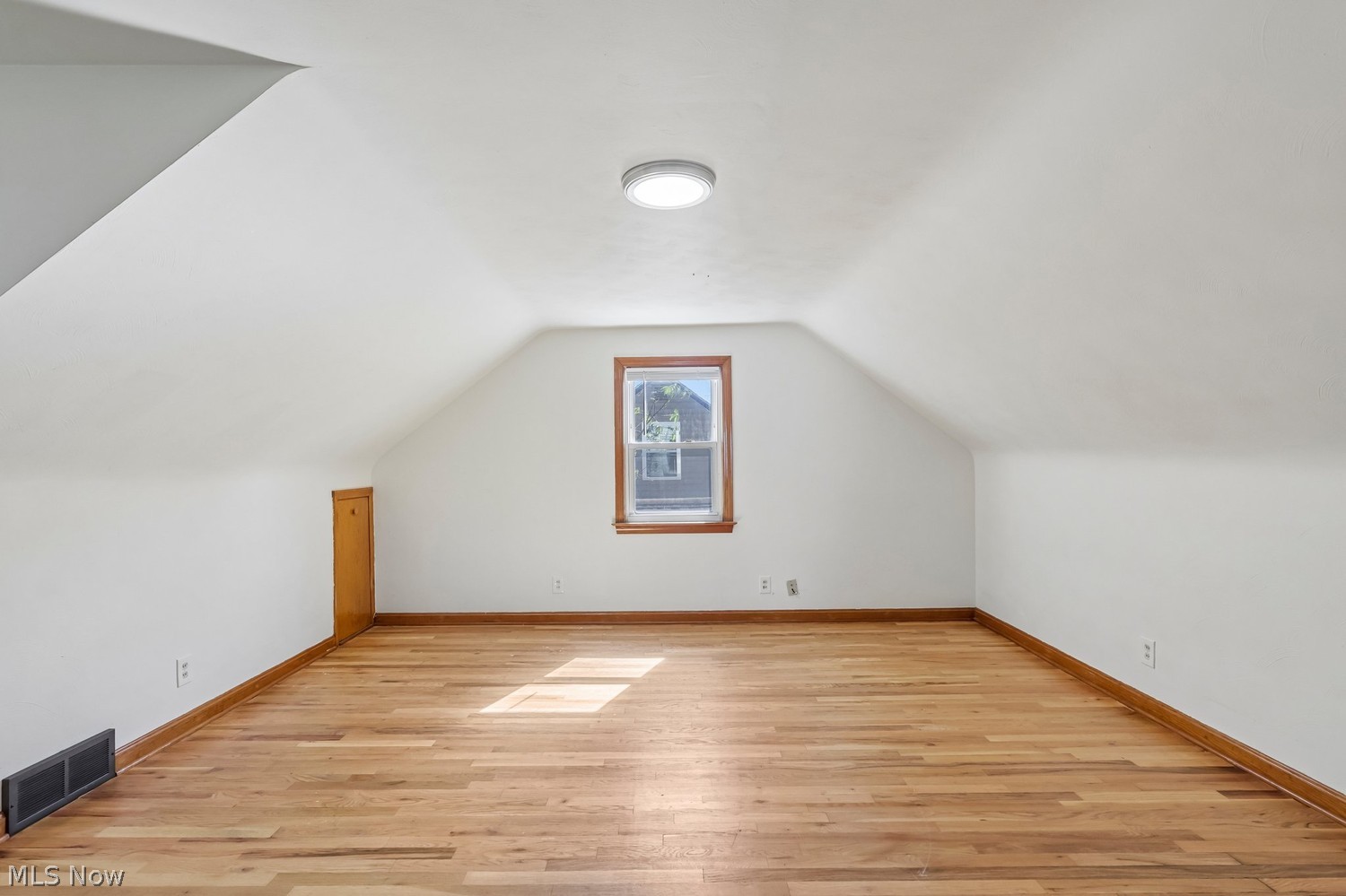 360 Belvedere Avenue NE Warren OH 44483