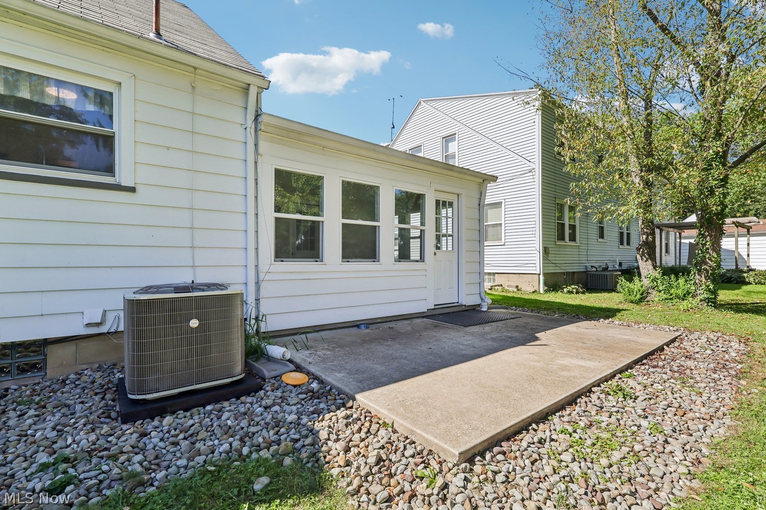 360 Belvedere Avenue NE Warren OH 44483