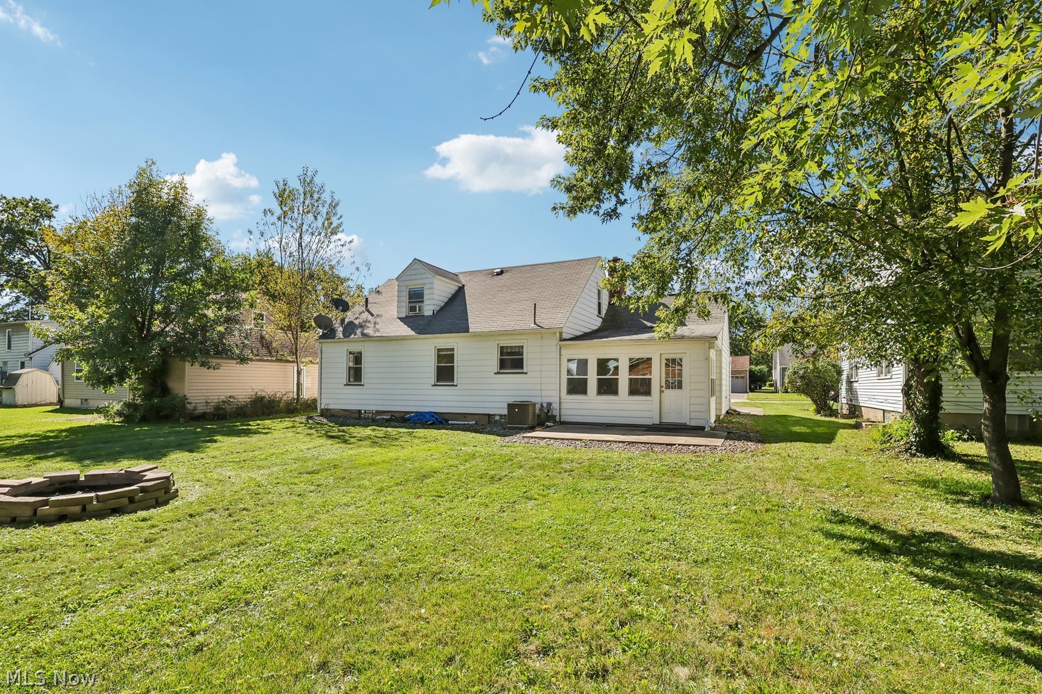 360 Belvedere Avenue NE Warren OH 44483