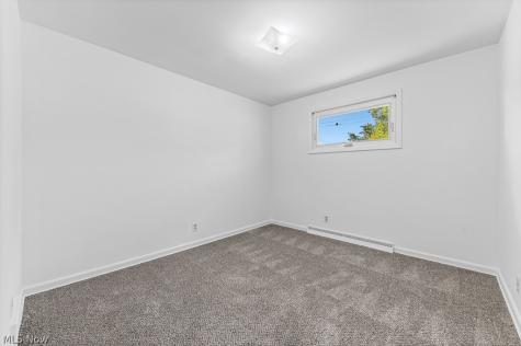 1902 Root Avenue NE Canton OH 44705