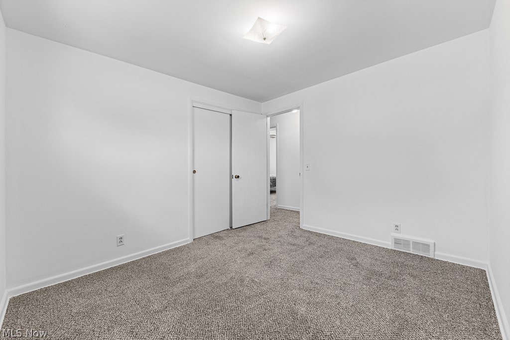 1902 Root Avenue NE Canton OH 44705