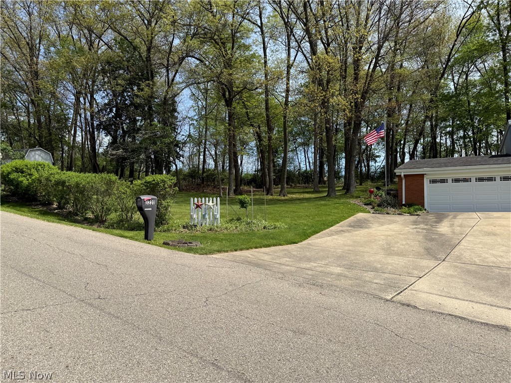 3220 Nob Hill Road Zanesville OH 43701