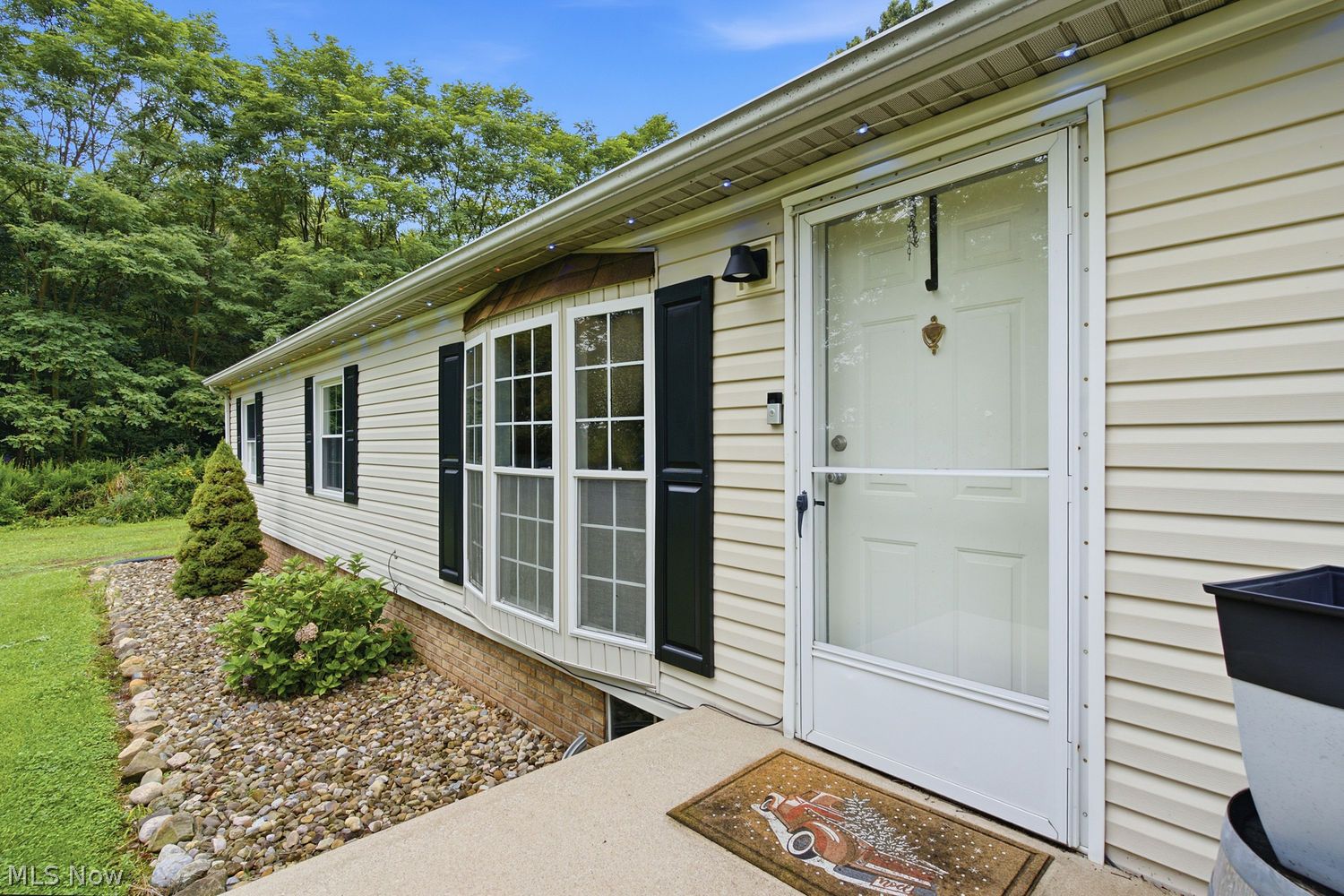 5645 Laubert Road Atwater OH 44201