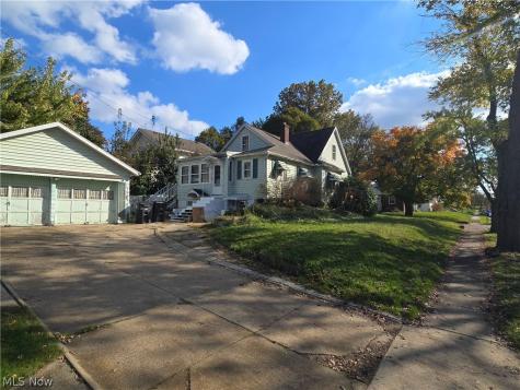 525 Reed Avenue Akron OH 44301