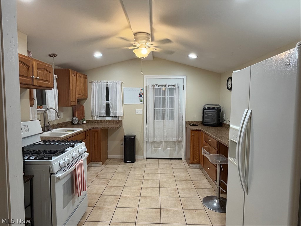 428 Iowa Avenue Girard OH 44420