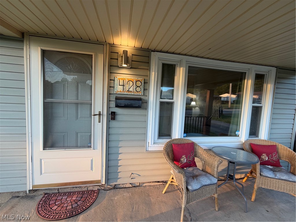 428 Iowa Avenue Girard OH 44420