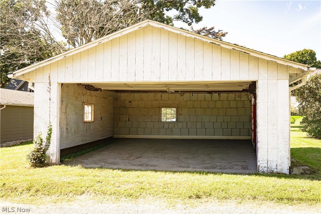 222 Plum Street Magnolia OH 44643