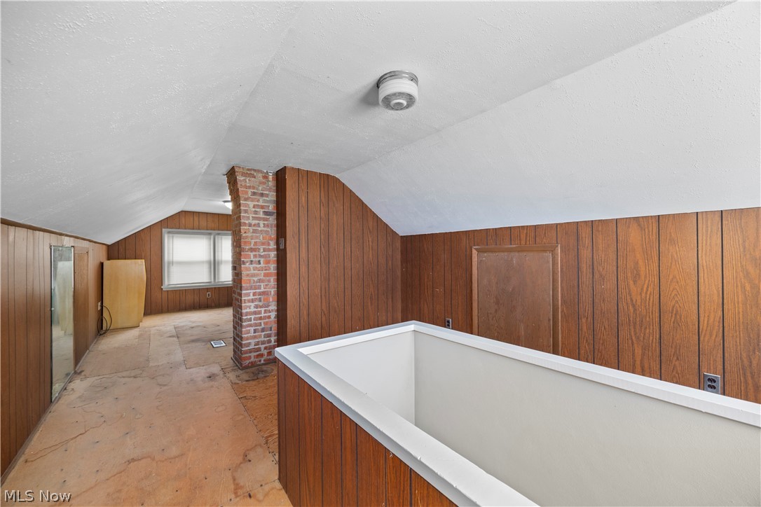 2831 Garfield Boulevard Lorain OH 44052