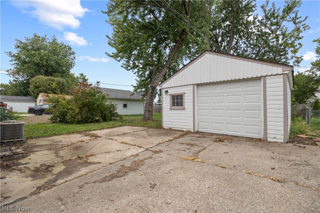 2831 Garfield Boulevard Lorain OH 44052