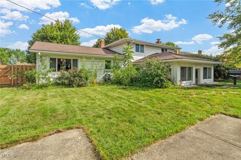 13467 Belfair Drive Middleburg Heights OH 44130