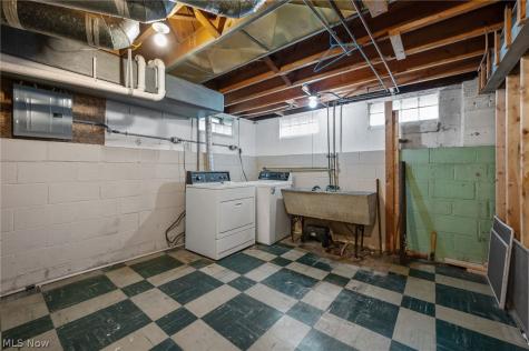 4353 W 182nd Street Cleveland OH 44135