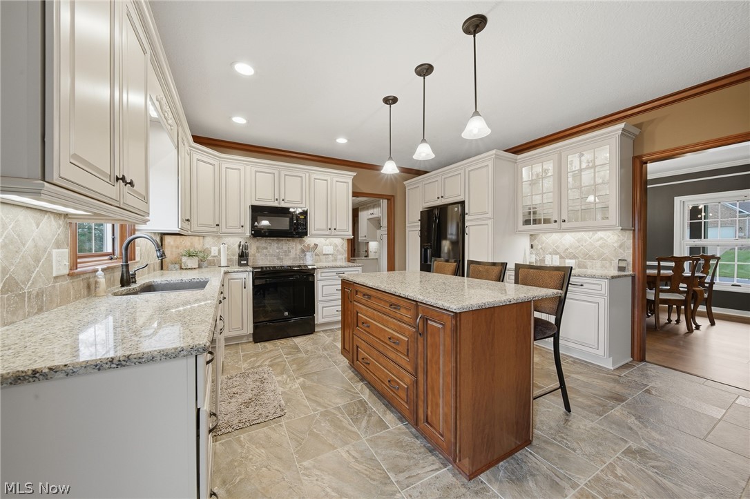 2536 Chadwell Circle NW North Canton OH 44720