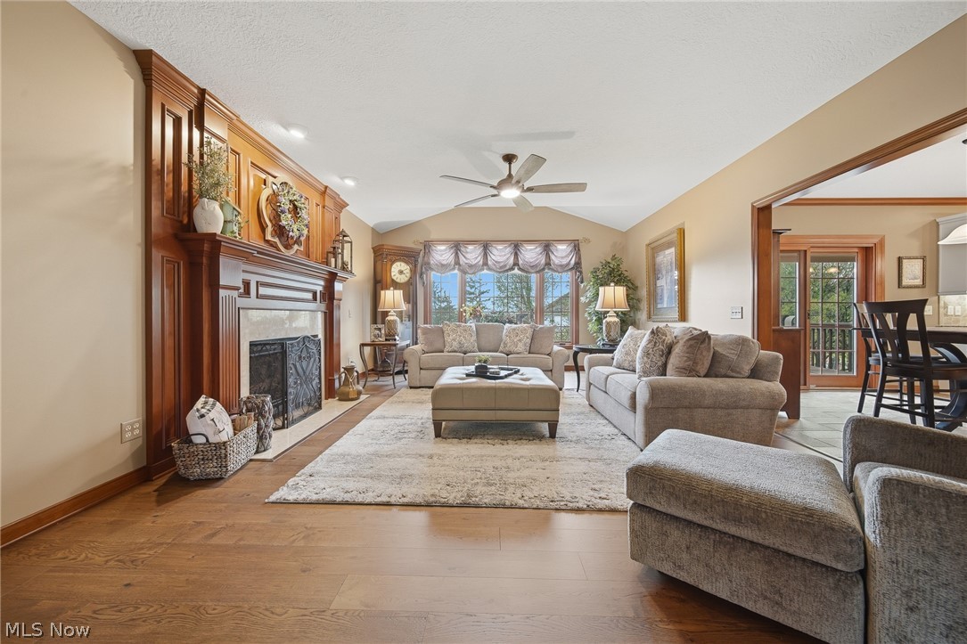 2536 Chadwell Circle NW North Canton OH 44720