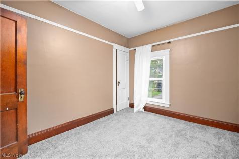 120 Longford Avenue Elyria OH 44035